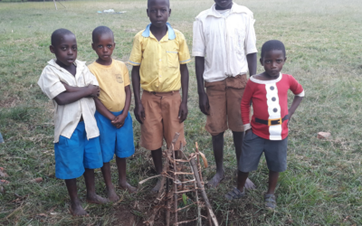 Foto-dokumentation på plads for Uganda-plantninger